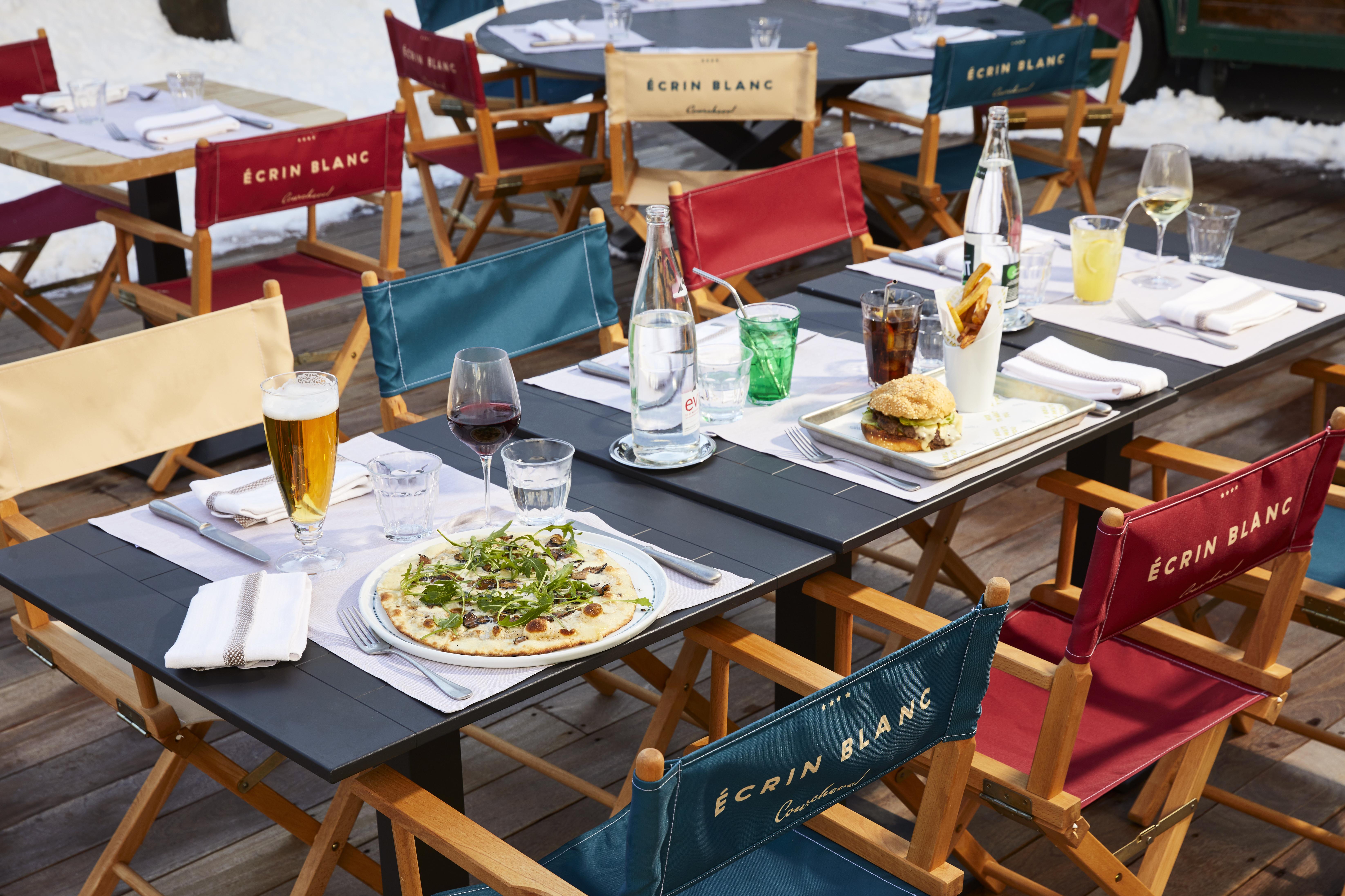 Ecrin Blanc Resort Courchevel - Aquapark Kültér fotó