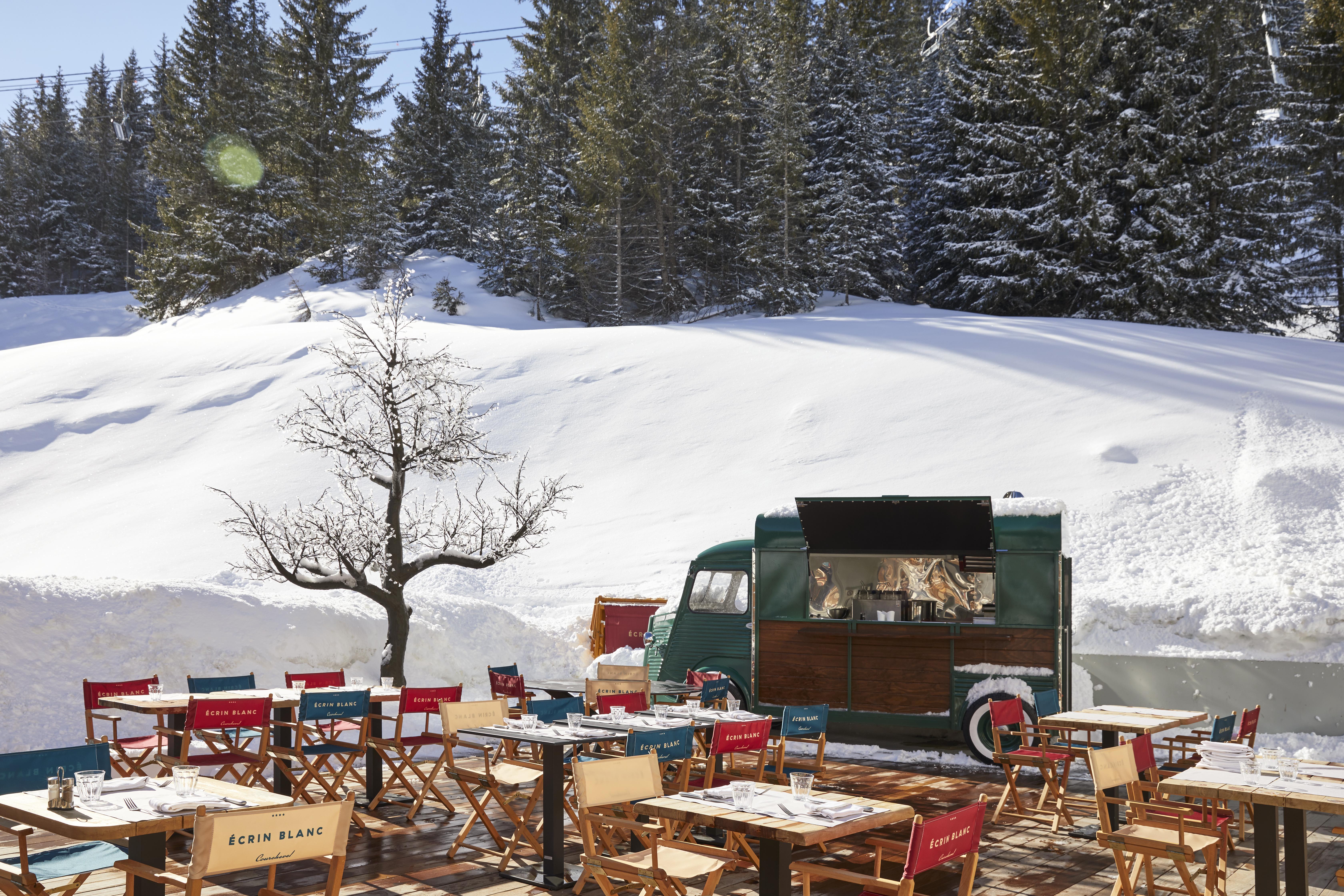 Ecrin Blanc Resort Courchevel - Aquapark Kültér fotó