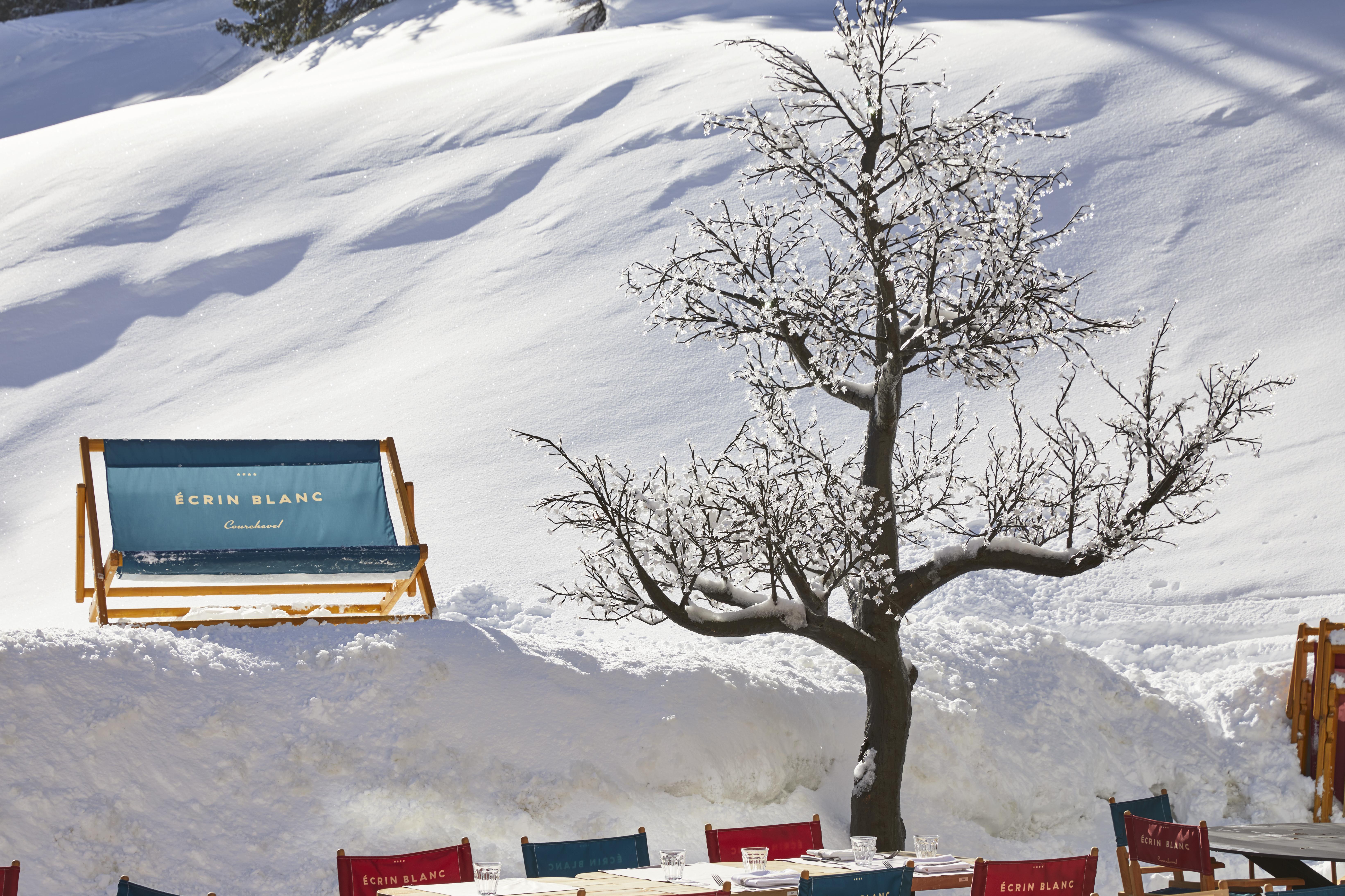 Ecrin Blanc Resort Courchevel - Aquapark Kültér fotó