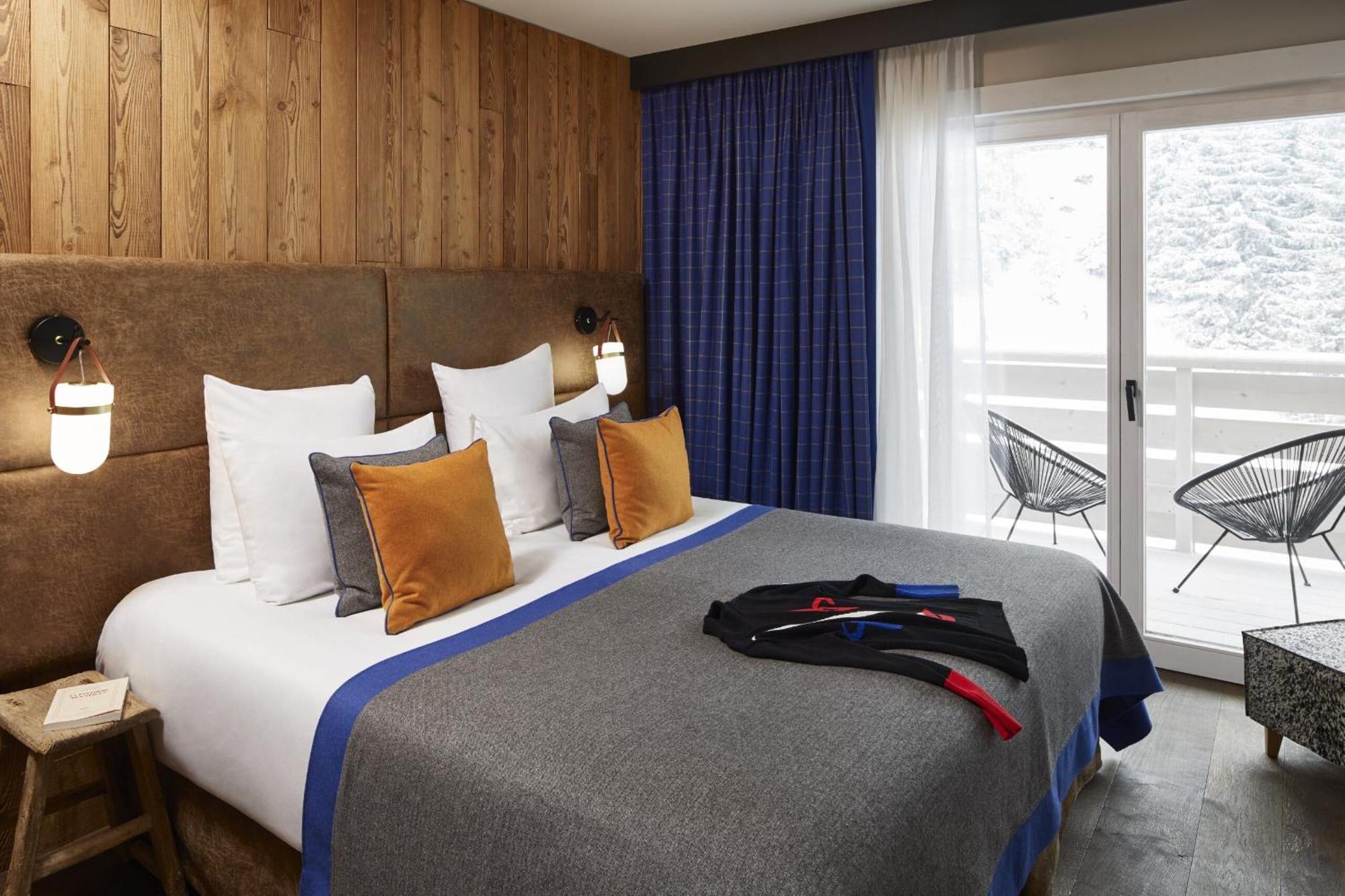 Ecrin Blanc Resort Courchevel - Aquapark Kültér fotó
