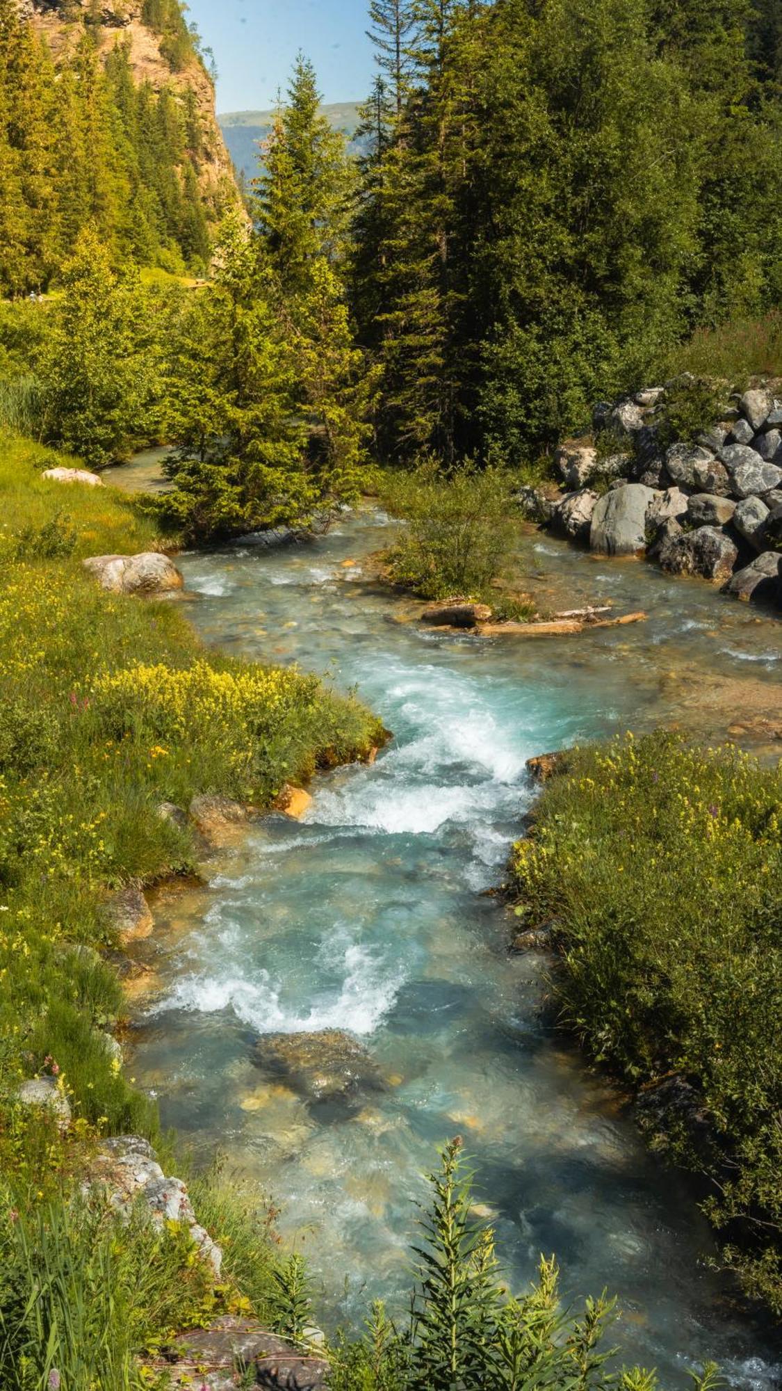 Ecrin Blanc Resort Courchevel - Aquapark Kültér fotó
